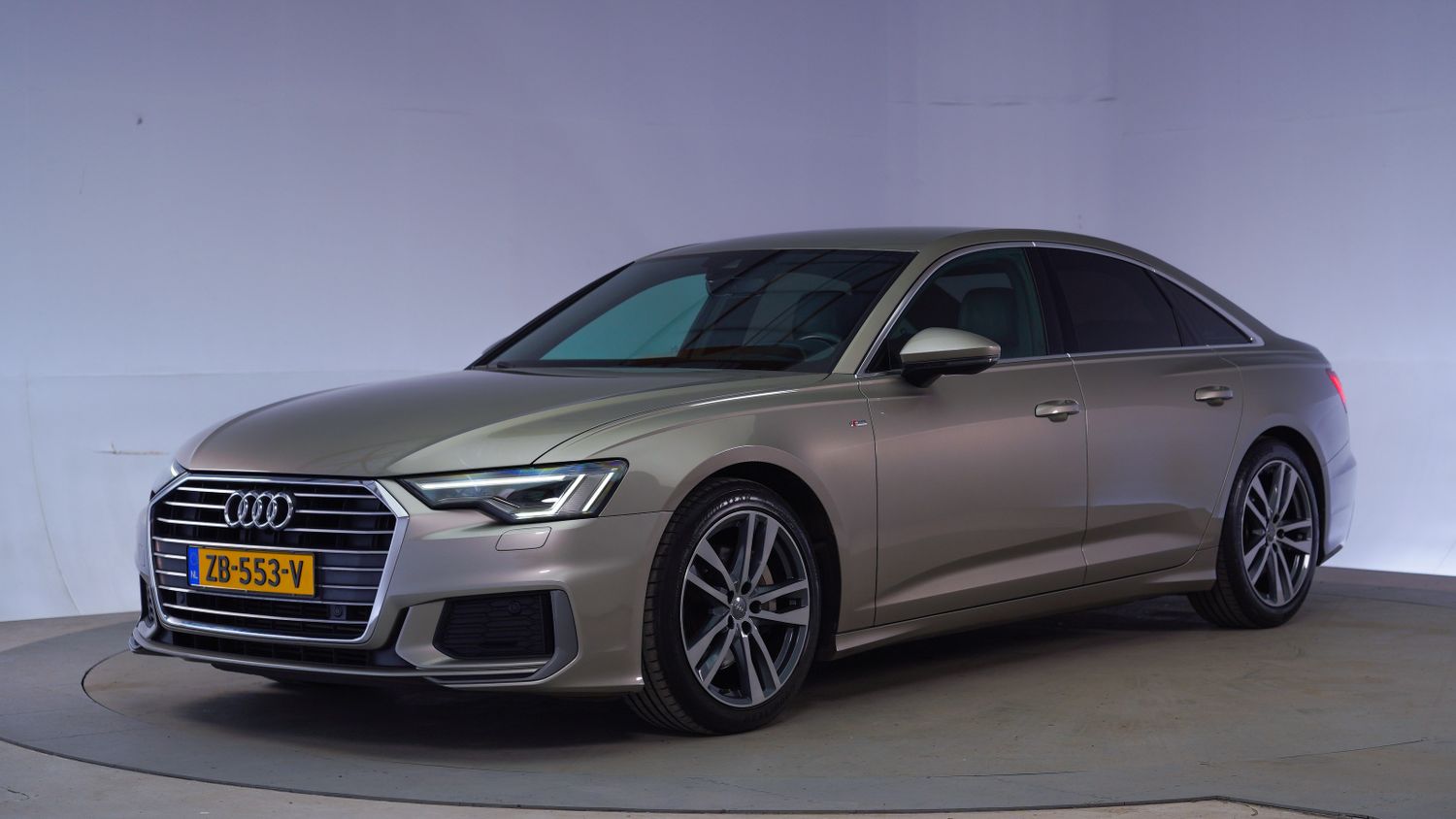 Audi A6 Sedan 2019 ZB-553-V 1