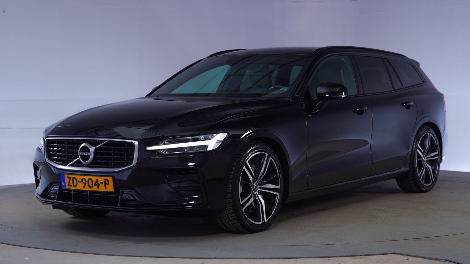 Volvo V60 Station 2019 ZD-904-P 1