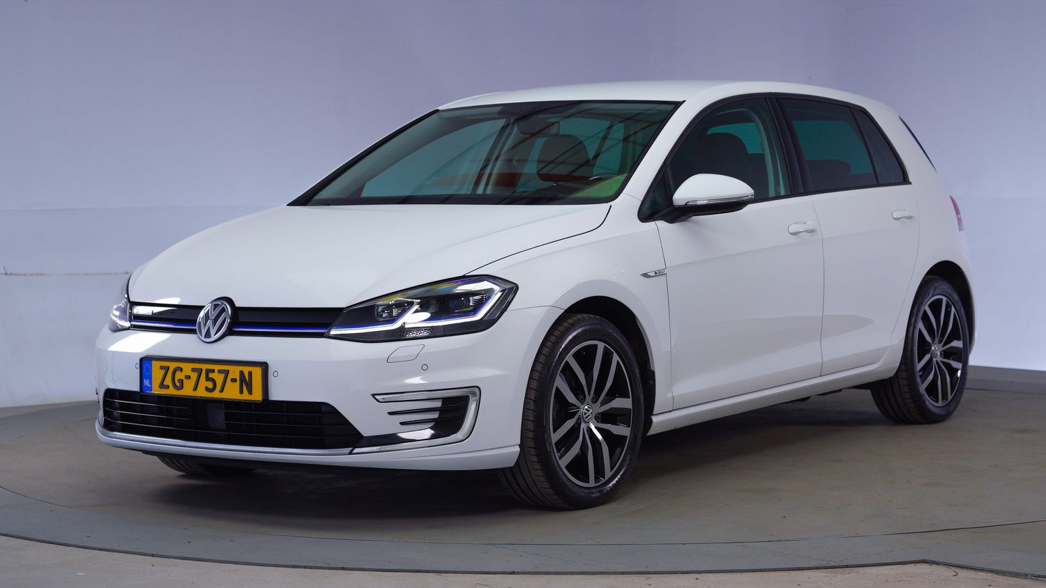 Volkswagen e-Golf Hatchback 2019 ZG-757-N 1