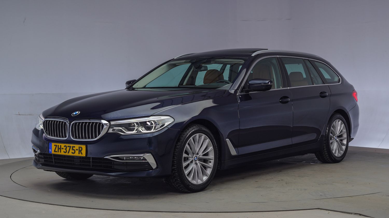 BMW 5-serie Station 2019 ZH-375-R 1