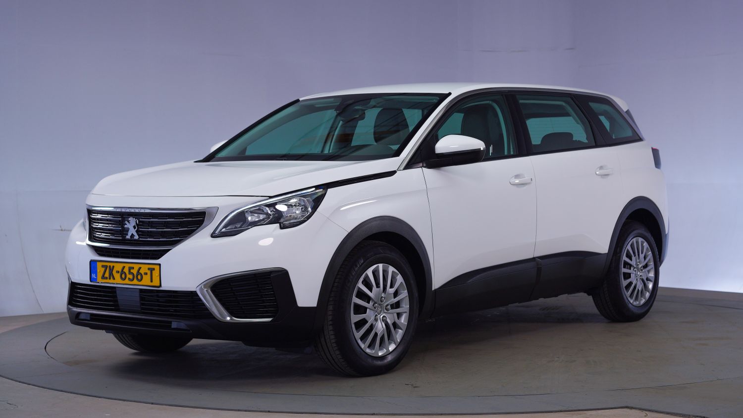 Peugeot 5008 MPV 2019 ZK-656-T 1