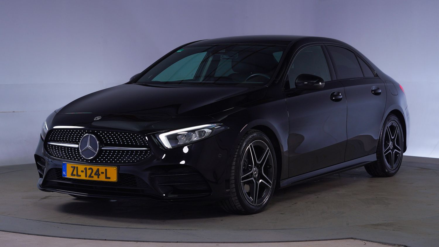 Mercedes-Benz A-klasse Sedan 2019 ZL-124-L 1