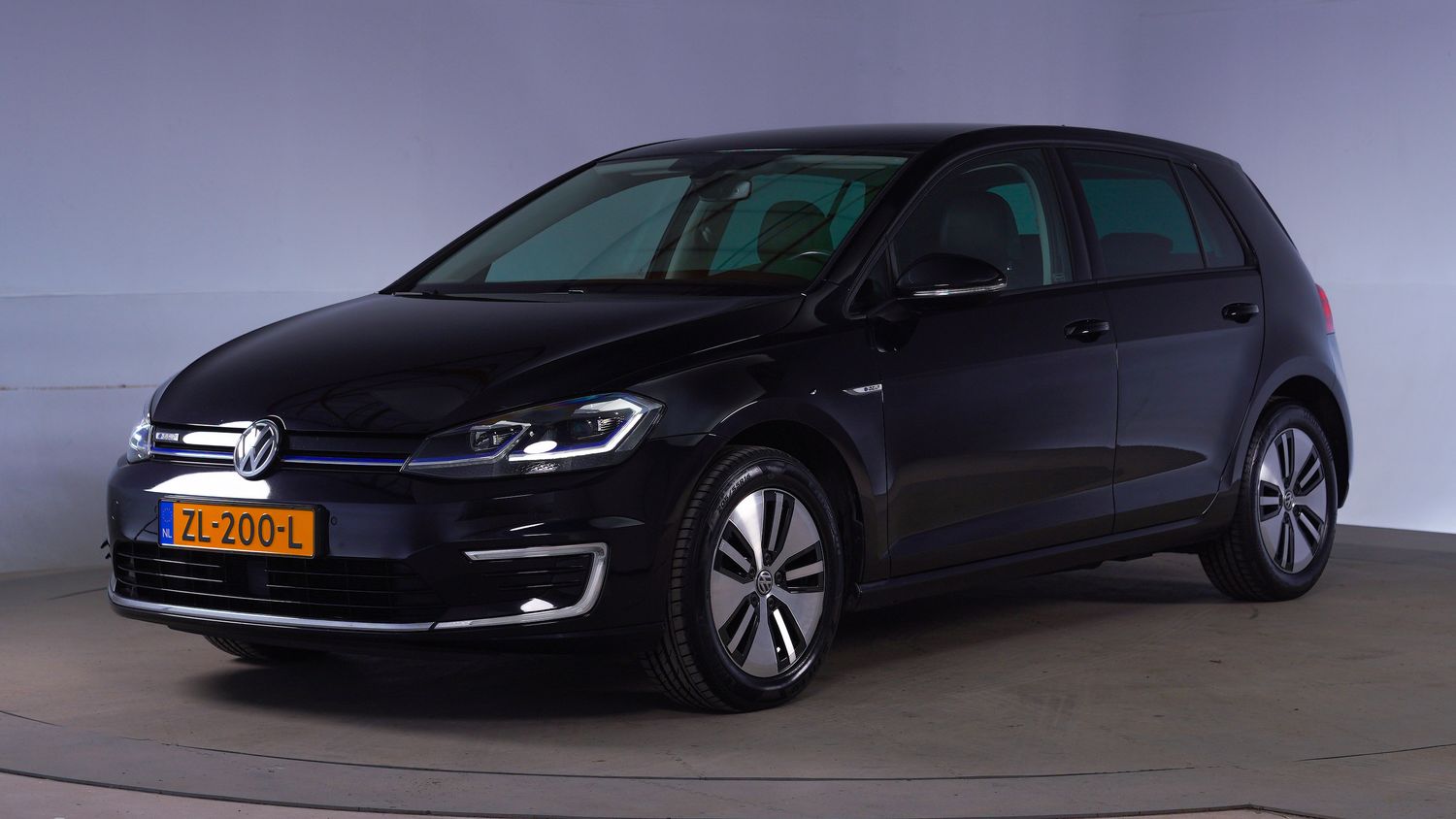 Volkswagen e-Golf Hatchback 2019 ZL-200-L 1