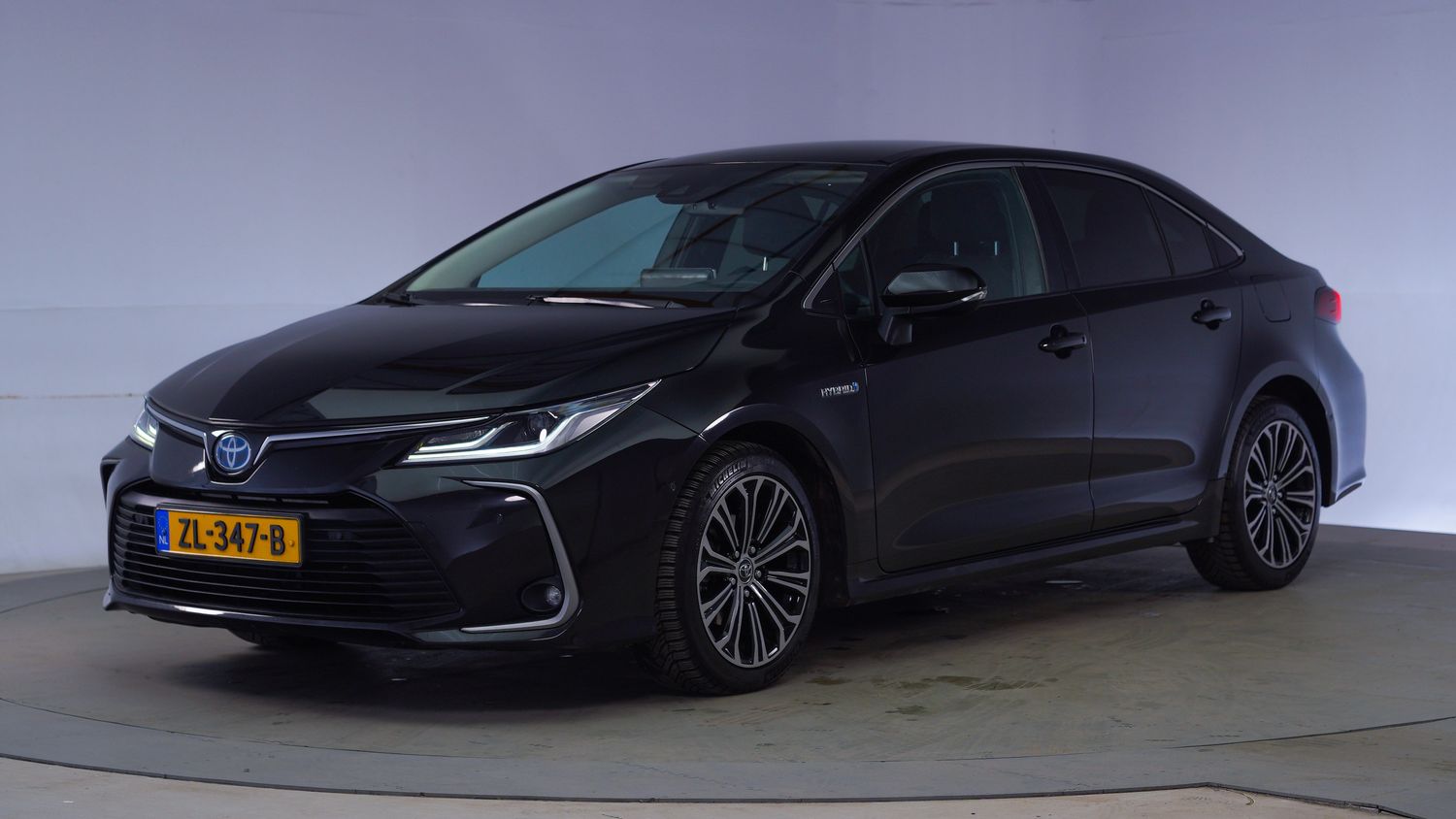 Toyota Corolla Sedan 2019 ZL-347-B 1