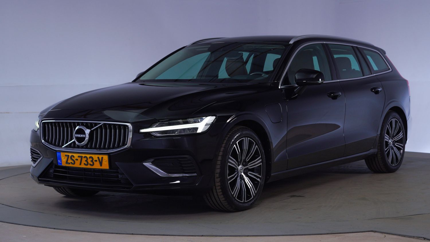 Volvo V60 Station 2019 ZS-733-V 1