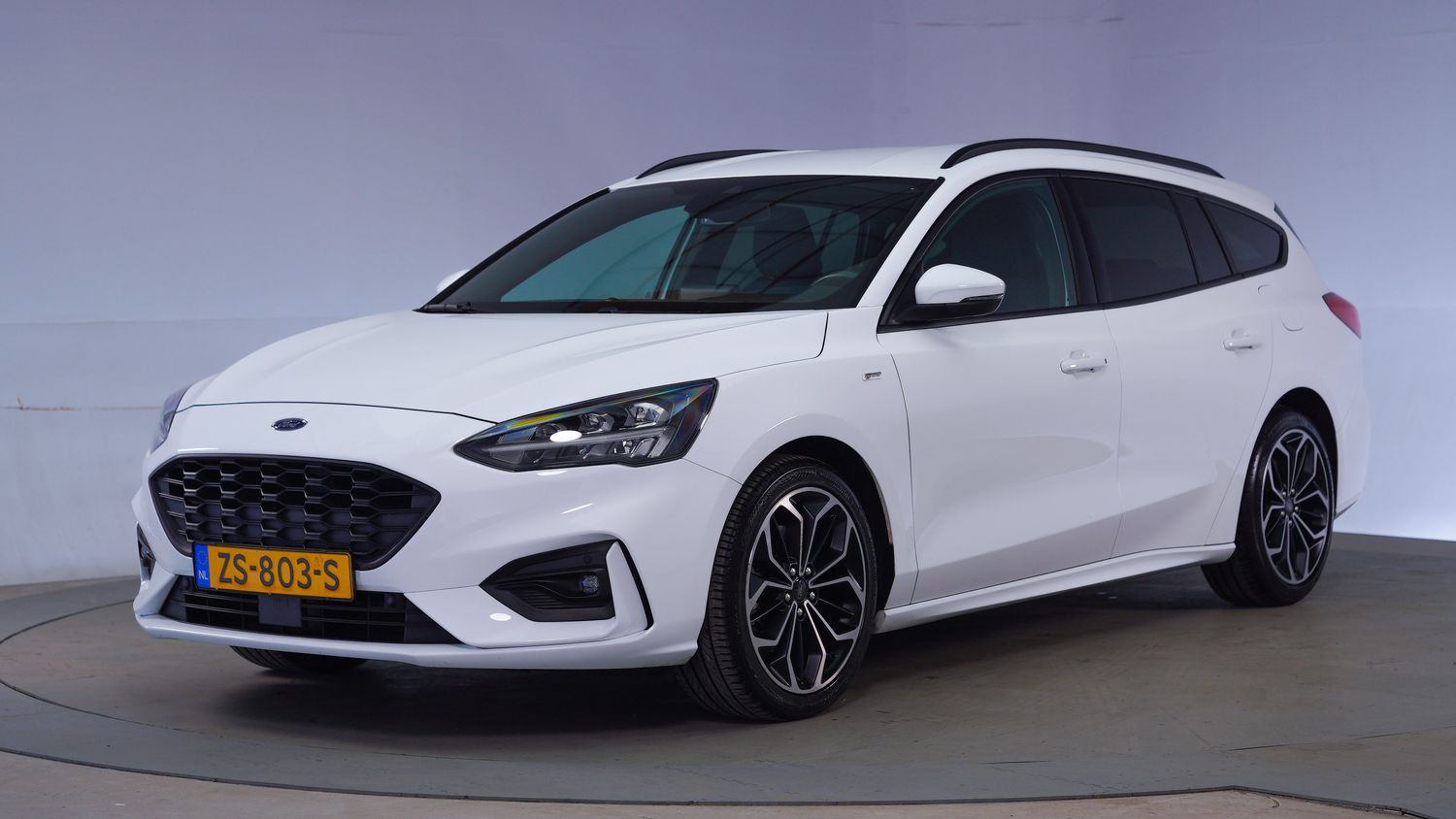 Ford Focus Station 2019 ZS-803-S 1