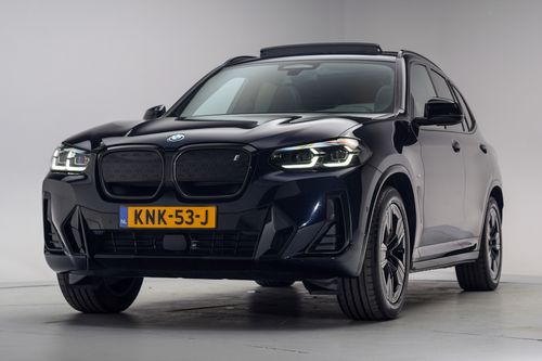 Afbeelding van een BMW iX3