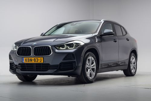 Afbeelding van een BMW X2