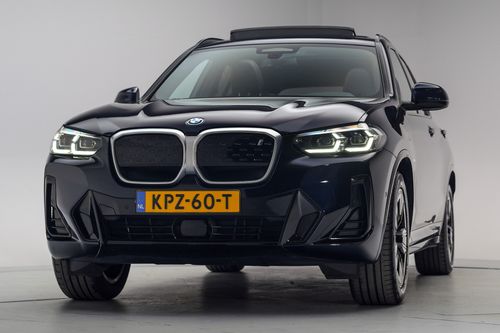 Afbeelding van een BMW iX3