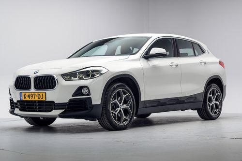 Afbeelding van een BMW X2