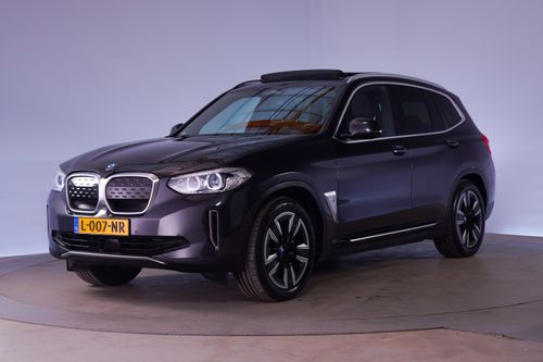 Afbeelding van een BMW iX3