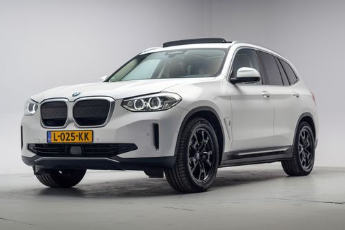 Afbeelding van een BMW iX3