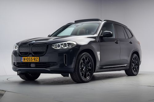 Afbeelding van een BMW iX3