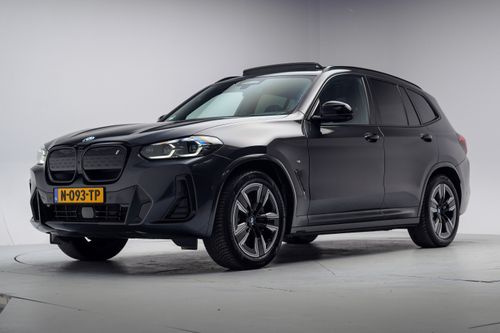 Afbeelding van een BMW iX3