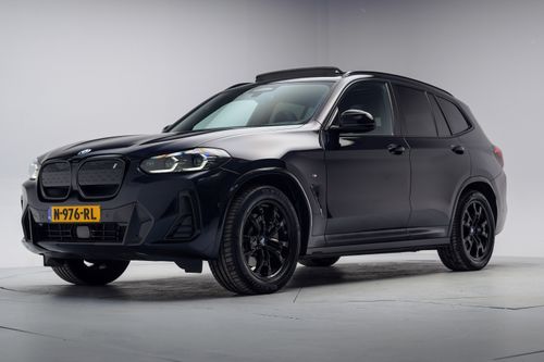 Afbeelding van een BMW iX3