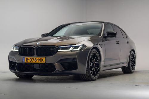 Afbeelding van een BMW M5