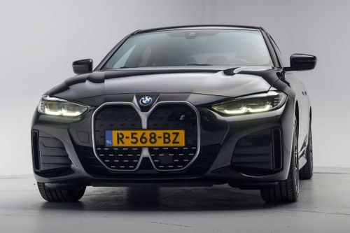 Afbeelding van een BMW i4