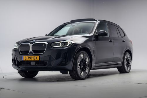 Afbeelding van een BMW iX3